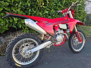 Disponible EC 500F Assemblé (Motocyclette) - Product Image 4