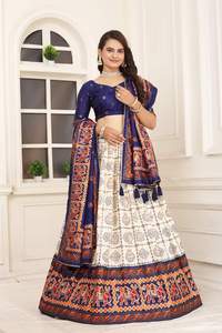 DESIGNER NET SOIE BRODIERIE SEQUENCE TRAVAIL LEHENGA CHOLI AVEC DUPATTA ROSE CLAIR - Product Image 4