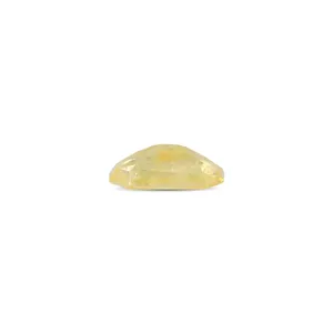 Saphir Jaune Naturel (Pukhraj) 4,55 Carats, Taille Ovale Facettée, Clarté VVS, Couleur Peridot Riche, Alexandrite, Aigue-marine, Tourmaline - Product Image 2