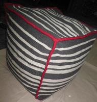 Fabricant de coussins et d'oreillers en laine Kiilm sur mesure