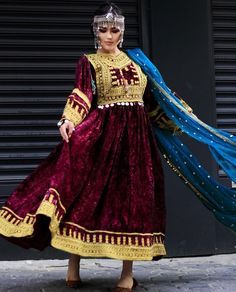 ชุดเดรสลูกไม้สไตล์อัฟกันลายดอกไม้ทันสมัยแบบซักได้ รุ่นใหม่ปี 2025 รับผลิตตามแบบ สั่งทำได้ทุกขนาดและทุกสี  รับผลิตแบบ OEM ODM - Product Image 3