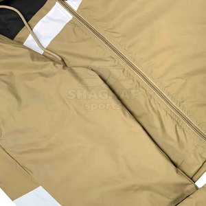 Conjunto de ropa ligera tipo cortavientos con chaqueta y pantalón para uso diario al aire libre. - Product Image 3