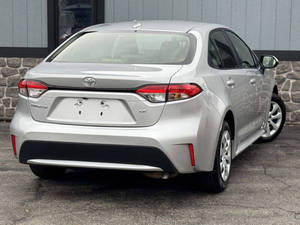 Toyota Corolla LE d'occasion 2021 - Product Image 6