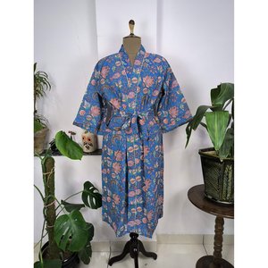 Kimono de Algodón Boho Hausrobe Mid Night Blossom, Estampado a Mano, Lujoso, para Vacaciones de Verano en la Playa, 1 Pieza - Product Image 1