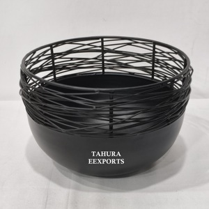 Nouveau panier à fruits en fer avec un bel aspect rustique et élégant, stable, raffiné, gracieux, durable, décoratif de table, élégant et propre - Product Image 1