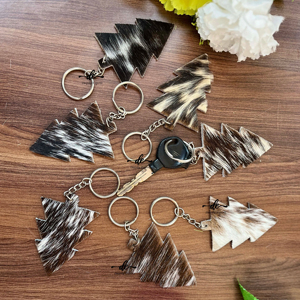 Llavero de piel de vaca para árbol de Navidad, llavero de piel de vaca elegante, llavero de piel auténtica, novedad - Product Image 1