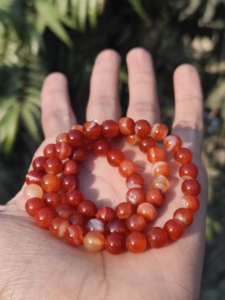Collar de cuentas de cornalina naranja, cuentas redondas de piedras preciosas de 8 mm, collar de cristal de cornalina natural, piedra curativa, regalo de joyería para ella - Product Image 2