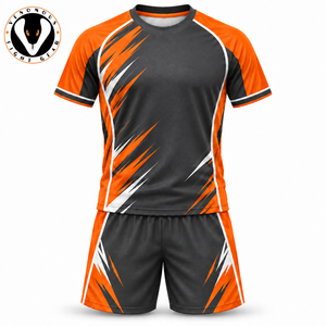 Tenue d'entraînement de football conçue avec des matériaux légers, offrant une performance d'évacuation de l'humidité et un confort flexible pour l'entraînement quotidien. - Product Image 1