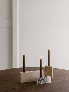 Portavelas de Travertino Natural para Cuatro Velas, Base de Piedra Rústica Hecha a Mano, Decoración Perfecta para el Hogar, Comedor o Eventos - Product Image 6