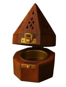 Quemador de Incienso de Madera de Pino de Lujo, Ecológico y Personalizable, con Entrega Rápida, para Uso Religioso en el Hogar y Hoteles (Bakhoor) - Product Image 5