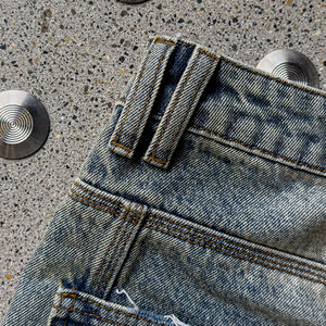 Écussons brodés personnalisés ourlet brut bord coupé Distressed Jorts Streetwear Jeans Short en jean pour hommes - Product Image 5