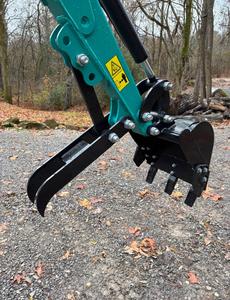 LIVRAISON GRATUITE EPA CE Approuvé CFG MH12RX Tout Neuf Mini Excavatrice sur Chenilles de 1 tonne Moteur à Essence Briggs 15cv Open ROPS Pouce Hydraulique - Product Image 6