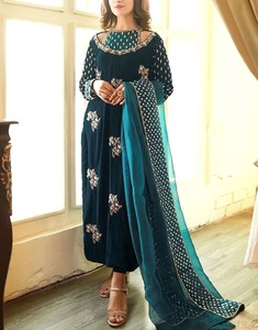 Robe lourde 2025 nouveau Design léger 3 pièces costume en couleur unie entièrement personnalisé fait femmes Shalwar Kameez avec Dupatta - Product Image 4