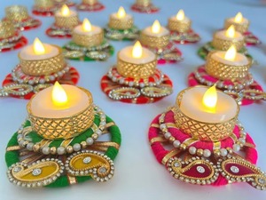 Kundan Work Multi T Light Candle Holder Diwali Tealight Holders Decoración de velas indias para el hogar, Mandir y celebraciones - Product Image 4