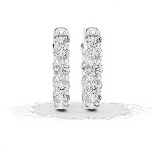 Boucles d'oreilles créoles classiques en moissanite halo en argent sterling 925 - Product Image 1