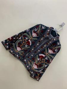 เสื้อแจ็กเก็ตสั้นผ้ากำมะหยี่ปักลายดอกไม้สไตล์โบฮีเมียนสำหรับผู้หญิง - Product Image 2