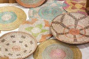 Meilleur prix 100% fait à la main tissé jonc de mer suspendu panier mural pour la décoration de la maison jonc de mer tenture murale décor fabriqué au Vietnam - Product Image 4