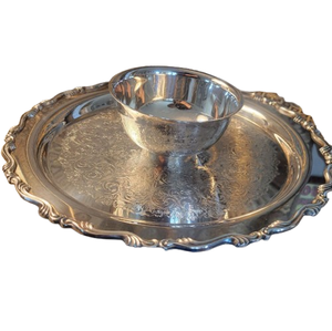 Contemporary Style Decorative Flower Snacks Platter <b>Mirror</b> Polished Metal Chip and Dip <b>Tray</b> Home Kitchen Serving Dish - Product Image 2
