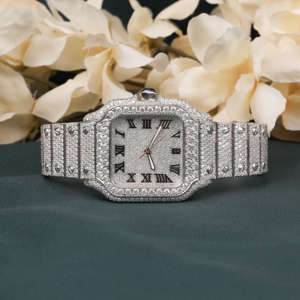 Reloj de lujo con diamantes de moissanita de corte completamente helado para hombre, banda de acero inoxidable, ancho de 22mm, números arábigos clásicos, ventana de esfera de cristal - Product Image 1