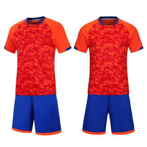 Ensemble d'uniformes de volley-ball personnalisés Uniforme 100% polyester Confortable et adapté à l'uniforme à séchage rapide et anti-réaction - Product Image 1