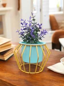 Maceta decorativa alta de inspiración vintage en bronce brillante con asas de estilo indio personalizadas Florero y macetas de metal - Product Image 4