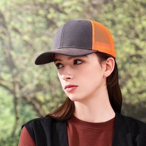 Casquettes de camionneur en toile unisexes à 5 panneaux avec logo personnalisé de haute qualité Casquettes d'équipes sportives de baseball et de football de style rayé respirantes - Product Image 1