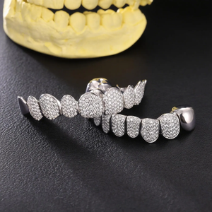 Tendance hommes et femmes Fine Grillz élégant 925 argent coupe ronde Moissanite diamant dents bijoux glacé Hip Hop Style cadeau parfait - Product Image 3