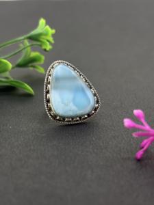 Anneaux de créateur en argent sterling 925 de qualité supérieure, sertis de pierres précieuses en forme de poire en larimar, taille cabochon, cluster de pierres précieuses - Product Image 4