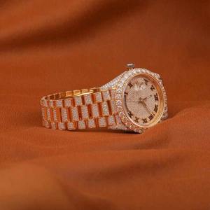 Montre unisexe de luxe vintage avec diamants Moissanite, boîtier plaqué or 18 carats, bijou élégant et tendance, montre-bracelet personnalisée avec strass - Product Image 3