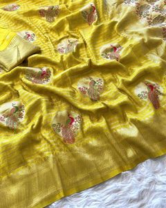 La blusa exclusiva de Sari de seda Crape más vendida, Ropa Étnica de moda para mujeres indias para Niñas para fiestas nupciales, último diseño de exportación superior - Product Image 1