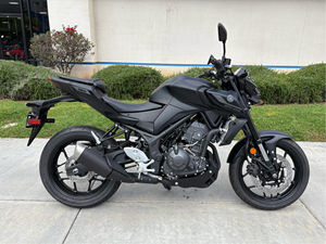 Disponibles Ahora: Motocicletas 2025 (MT-03) Nuevas en Stock - Product Image 2