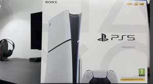 Nouvelle console numérique Sony PlayStation 5 PS5 2025 – Pack de Noël - Product Image 6