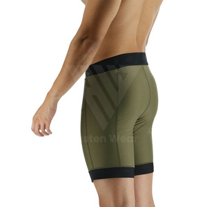 Pantalones Cortos Deportivos de Compresión Transpirables con Cintura Elástica y Estampado Personalizado para Hombre, Hechos en Pakistán - Product Image 4