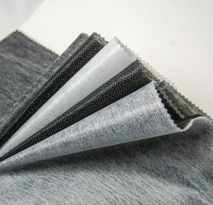 18-70 GSM trọng lượng cho chàng trai cô gái được thực hiện tại Việt Nam 100% polyester đồng bằng interlining chịu nước vải không dệt cho hàng may mặc - Product Image 1