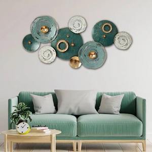 Arte Metálico Opulento para Pared, Escultura Decorativa con Acabado Dorado que Agrega Elegancia y Estilo a la Sala de Estar, el Dormitorio o la Oficina - Product Image 1