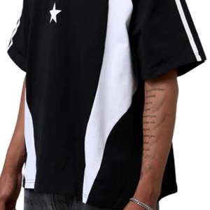 Camiseta Polo Extra Grande para Hombre, 270GSM, Algodón, Cuello con Botones, Estilo Urbano, con Paneles en Contraste y Logotipos Bordados - Product Image 5