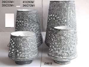 Portavelas de Navidad de Metal de alta calidad con acabado antiguo, linterna elegante para decoración del hogar con mango cómodo - Product Image 5