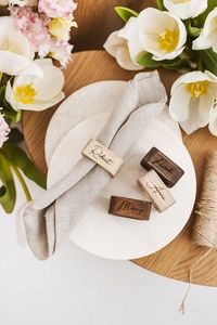 Servilletero de madera pura, accesorios de cocina para mesa decorativa y reutilizable con logotipo personalizado para uso doméstico - Product Image 2