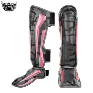 Espinilleras unisex ligeras cómodas con logotipo personalizado de diseño gráfico de alta calidad - Product Image 2