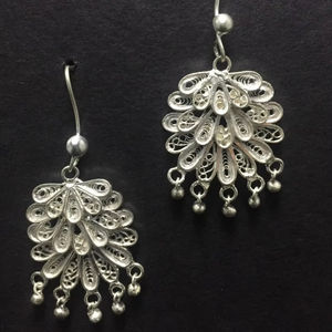 ต่างหูห้อยคุณภาพสูงสง่างาม-13ต่างหูสำหรับผู้หญิงเครื่องประดับอินเดียพร้อมประกายระยิบระยับแฟชั่นหรูหราส่งตรงจากผู้จำหน่าย - Product Image 1