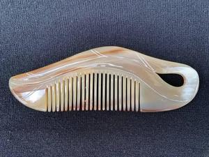 Peigne à cheveux en corne naturelle Art imperméable et collection fait à la main du Vietnam - Product Image 5