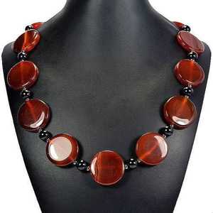 Simple Resin Bead Necklace Everyday Wear - Product Image 1