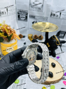 Reloj Automático VVS con Incrustaciones de Diamantes de Imitación, Bisel de Acero Inoxidable con Aspecto de Diamante Moissanite, Estilo Lujoso HipHop, Reloj de Pulsera Brillante, Regalo Unisex - Product Image 6