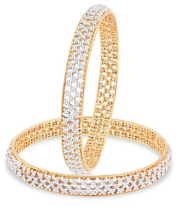 Brazaletes de diamantes de moissanita Hermosos brazaletes de diamantes de moissanita y moissanita de plata esterlina personalizados - Product Image 1