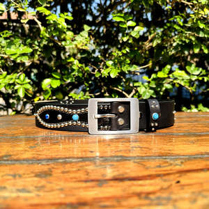 Cinturón Unisex de Cuero Genuino Estilo Rock Punk Western con Tachuelas de Estrás y Detalles Metálicos Plateados - Product Image 1