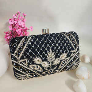 Recién llegado, compras en línea, bolso de mano con marco de terciopelo de lujo, bolso de noche con cadena de perlas para mujeres y niñas de LUXURY CRAFTS - Product Image 3