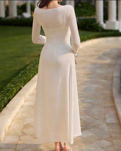 Robe blanche de luxe de haute qualité pour femmes personnalisable OEM/ODM fabriquée au Vietnam - Product Image 4