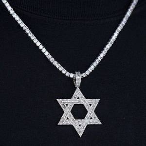 Pendentif en moissanite de luxe VVS, argent sterling 925, pendentif en moissanite personnalisé, collier en diamant pour hommes, pendentifs et breloques raffinés - Product Image 1