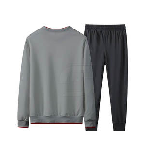 Nouveau design de survêtement pour hommes avec coupe étroite et design personnalisé Ensemble de survêtement tendance de qualité supérieure - Product Image 2