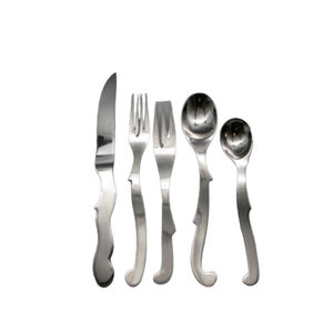 Ensemble de couverts durables en acier inoxydable à bas prix, finition argentée de style simple, pour les besoins quotidiens, vente directe en usine - Product Image 3